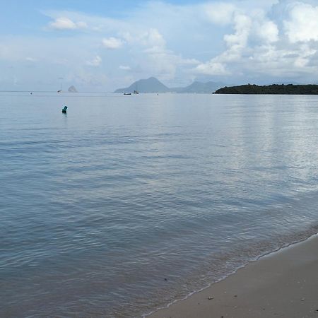 Le Marin - Bungalow - Escapade en couple - Paisible - Wi-Fi - Climatisation - Joyau caché - Calme - Plages à 5 minutes en voiture - Soleil de Martinique Extérieur photo